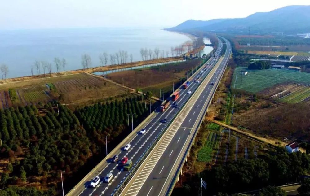 满足这些条件练杭杭宁杭州二绕高速部分路段免费通行