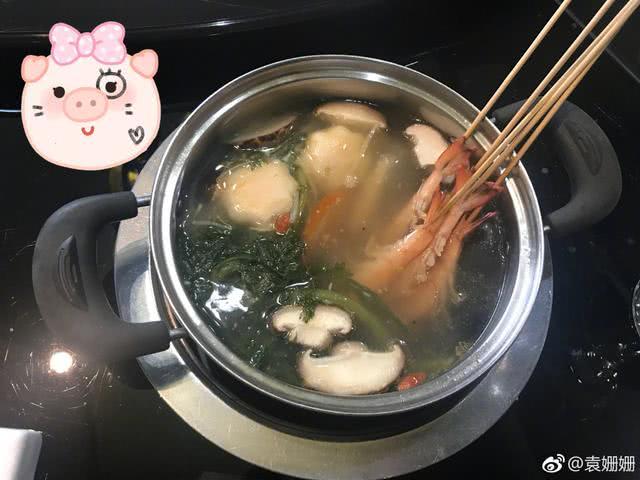 王珞丹晒午餐寡淡无味,来看看女明星午餐都吃