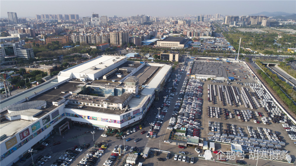 航拍5号停机坪发现快成巨型停车场,昔日这可是广州国际机场哦