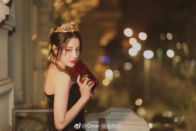 孙红雷微博大赞迪丽热巴 加盟国民综艺 霸气新