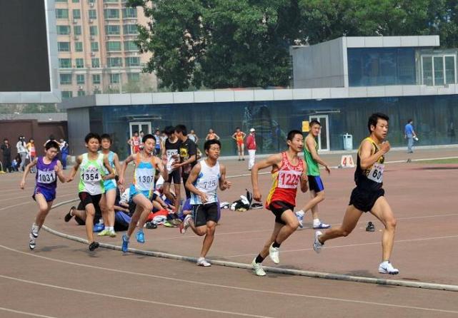 网友议高考取消体育加分:太多水货混加分 学霸