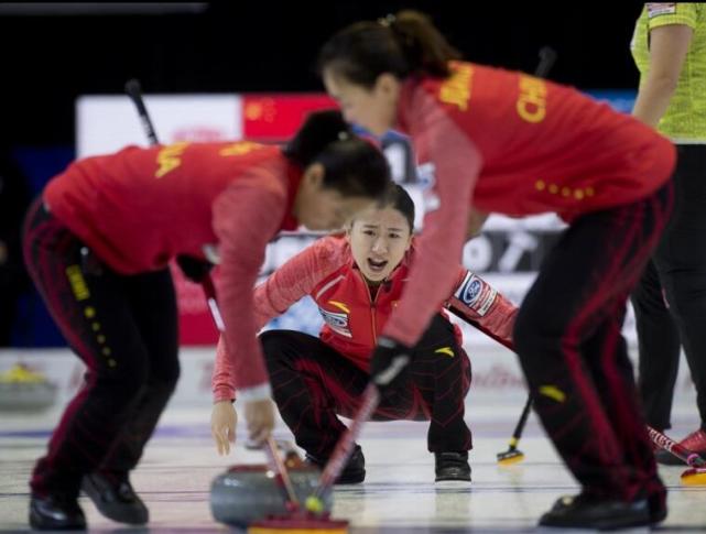 女子冰壶世锦赛中国不敌美国 加拿大力挫韩国