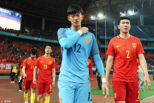 名记批武磊韦世豪柔弱如雏鸟 王燊超形同送分