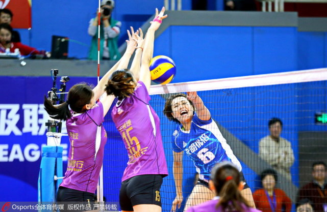 女排超级联赛上海主场3-0天津 总比分追至2平