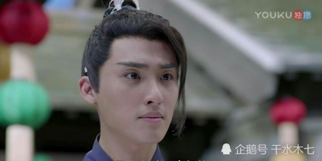 《烈火如歌》雷惊鸿这一生爱过三个女人,却因为最后一个万劫不复!