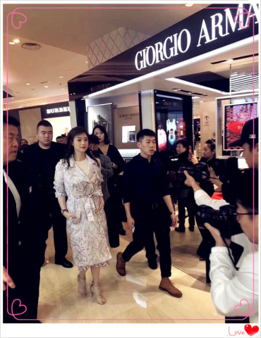 蒋欣瘦出新高度,身材消瘦不少上围却依旧不减