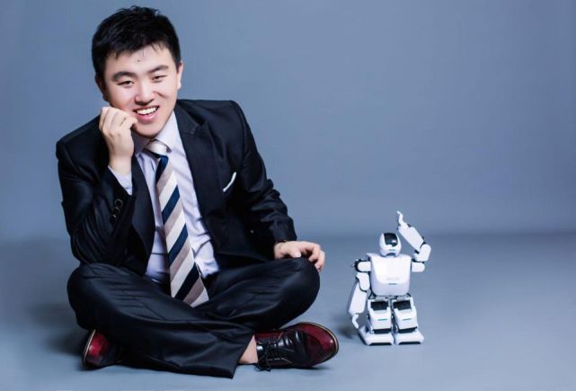 乐聚机器人技术有限公司由冷晓琨陈震是北京速感科技公司创始人,该