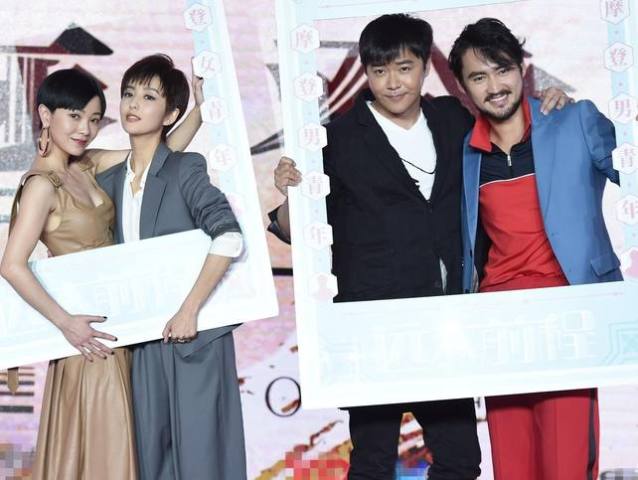 陈思诚佟丽娅合体破不和传闻,"丫丫"干练小西装诠释民国复仇女