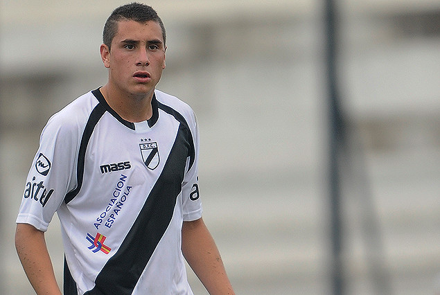 【世界杯球探】95后老将!fm中走出的妖人 他是