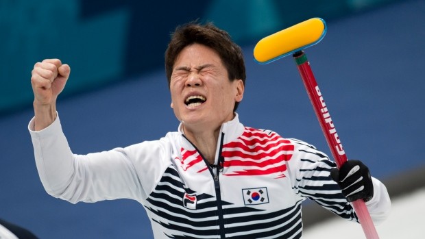 一文读懂2018男子冰壶世锦赛 邹德佳率队四度