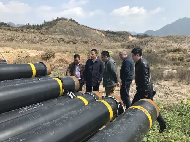 而且,遂昌作为丽水—龙游线上的重要一环,还要在云峰街道龙板山工业