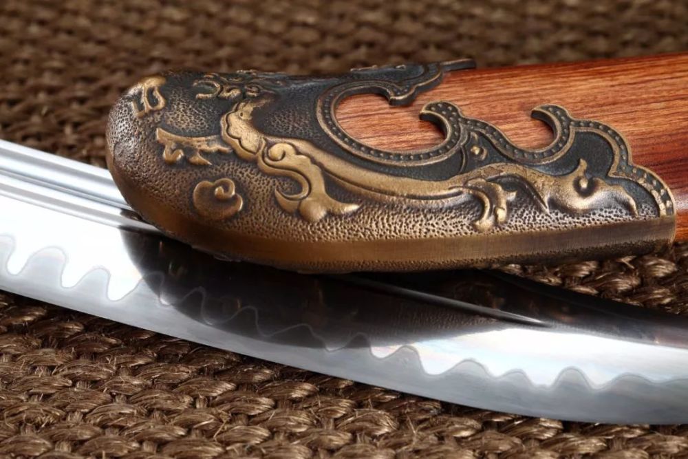 让人一眼便爱上的极品短刀五枚合夹钢清刀