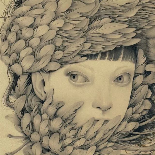 她仅用一支铅笔玩转精微素描超细腻作品吸粉无数