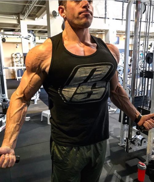 有很多男性朋友想要体验那种肌肉爆血管的感觉,让他们看上去力量十足