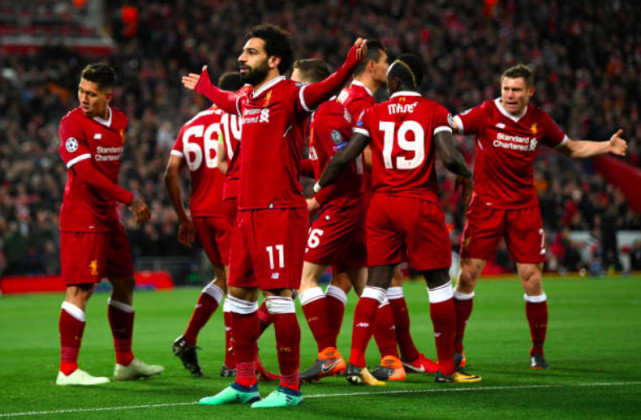 直击-焰火+气球诠释红军魔鬼主场 安菲尔德响