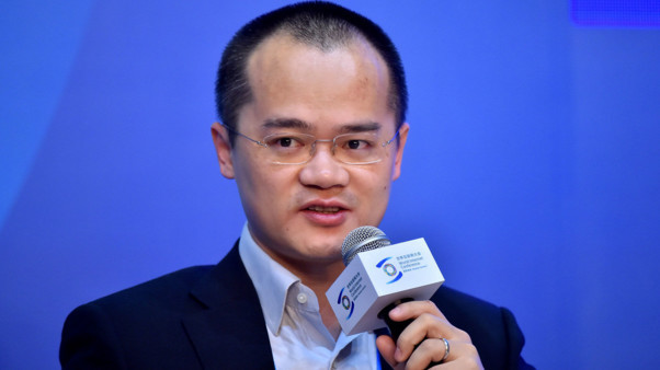 王兴首次接受外媒专访没有卖掉任何美团股份仍在啃老