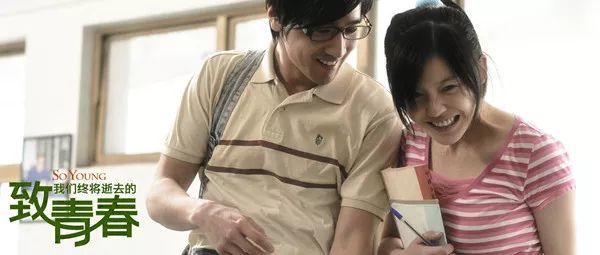 赵薇女儿小四月变这么美!42岁的她身价过亿原