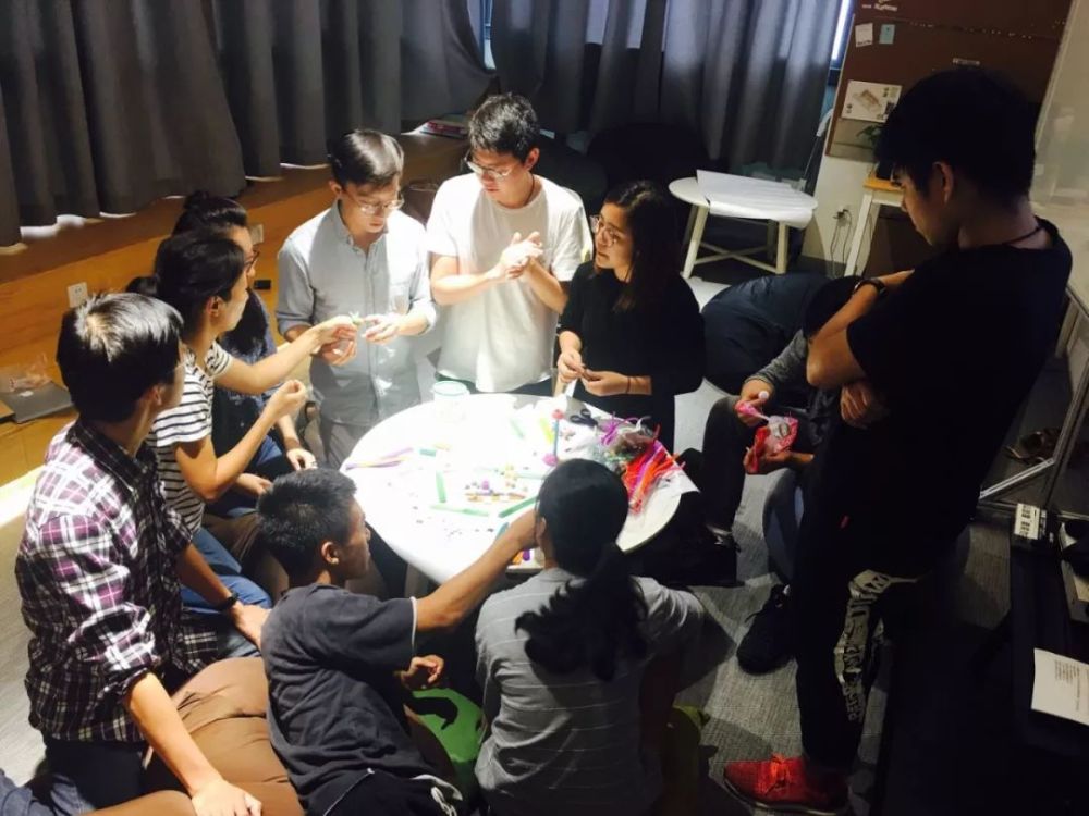 探月学院:未来教育的本质,就是顺应人的发展规