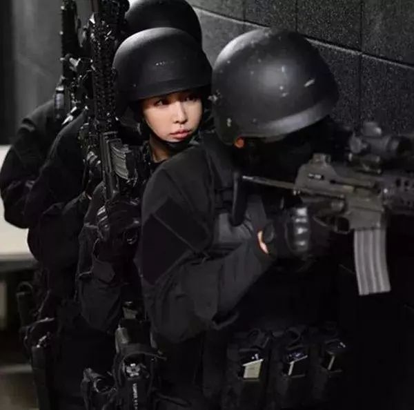 健身女神李燕花最新身材照被曝光,堪称直男杀手!天使的脸蛋魔鬼的身材