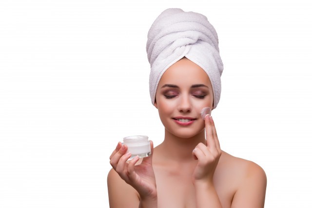 冬天皮肤起小疙瘩很痒怎么办 这个问题是关键