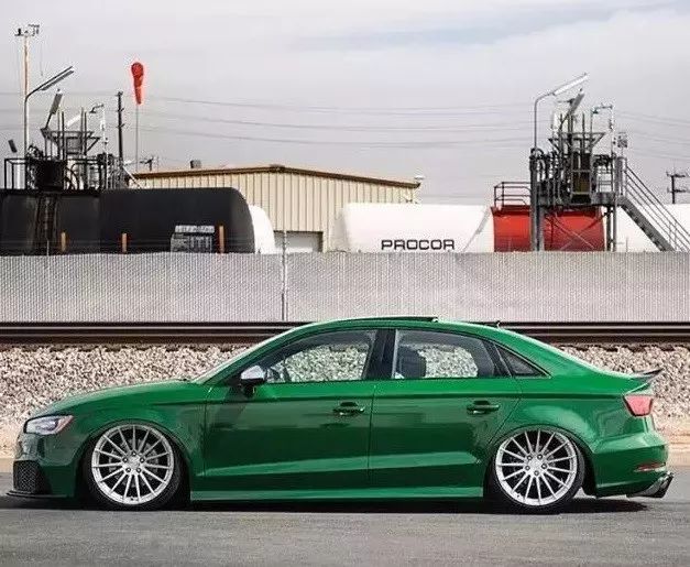 邮政绿奥迪a3骚啊