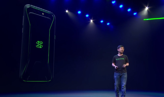 智东西晚报：大众架构大调12品牌一分为三 传华为推折叠屏手机