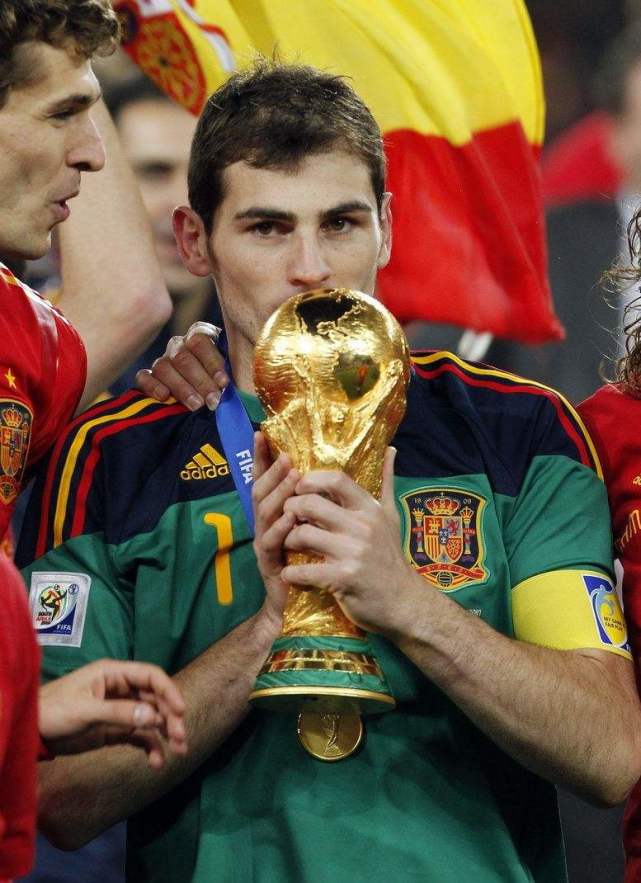 【世界杯百大球星】西班牙最伟大门将 世上只