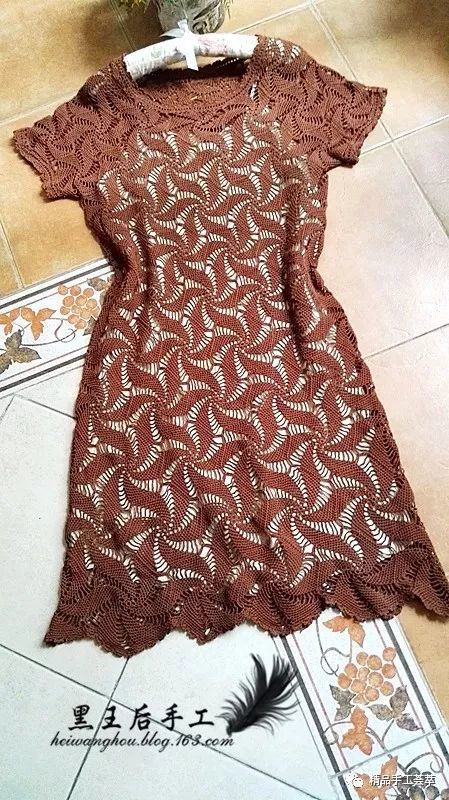 风车花超美的连衣裙的钩织花样图解