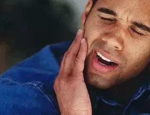 缺失牙公益广告,年度最催泪短片