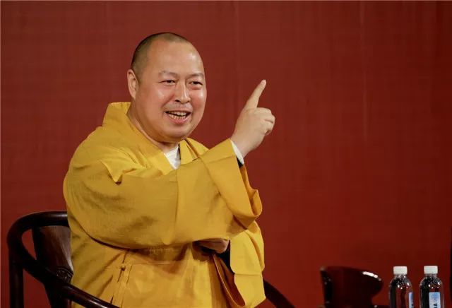 经历过绝望才能够真正超越印顺大和尚对话球星迈克尔欧文