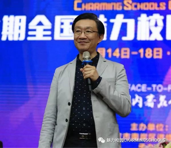 精彩回顾合唱指挥家孟大鹏倾情分享孟氏刻槽法提升合唱团员能力