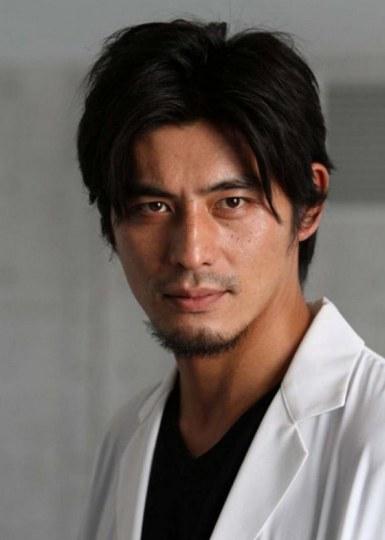 日本票选最适合出演超人的日本男演员 变态假面 铃木亮平 小栗旬 超人