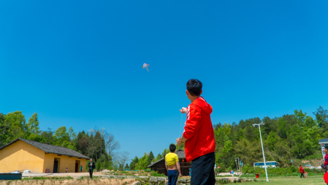 索尼6300配18-105镜头带B+W偏振镜的拍摄效