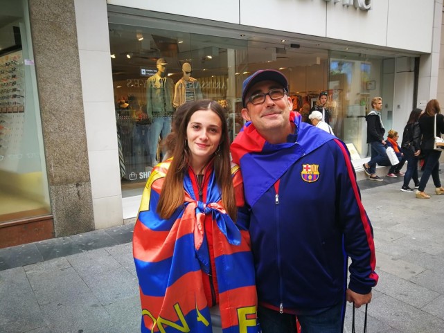 直击国王杯决战-巴萨球迷攻陷马德里 全场掌声