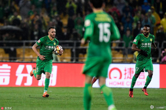 京媒:国安连扳两球证强大内心 不服输精神让人