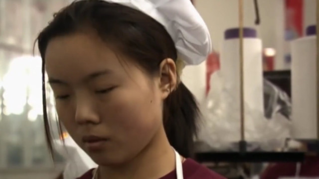 很多省份的人宁愿穷着,也不愿出省打工。树挪