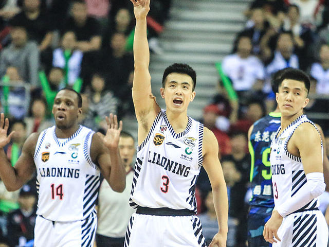 专访赵继伟:用态度弥补身高 一年累瘦了十斤