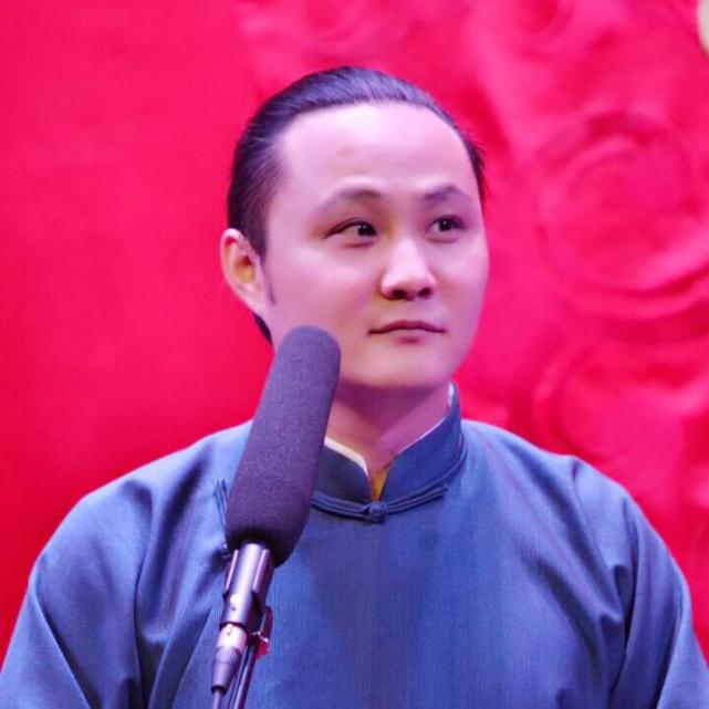 养虎为患?郭德纲前弟子闫云达复出,创办听海阁,叫板德云社