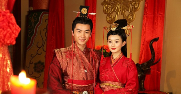 下图是5位当红女明星在古装剧中的"结婚照",可以说是各有各的美感与