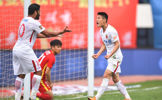 中超第1人?武磊庆连续6年进球上双:上港今年必