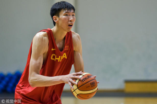 中国男篮红蓝队再集结 周琦恐打完NBA季后赛