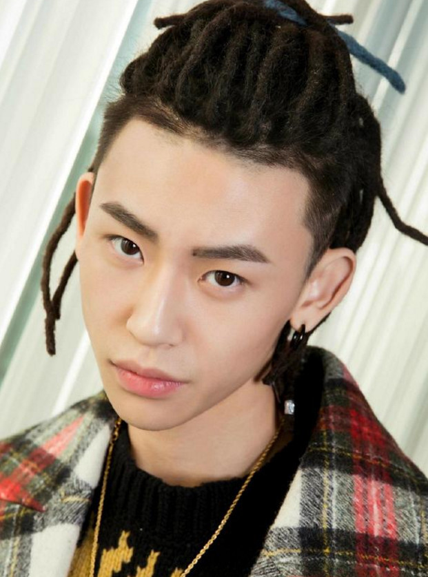 nine percent成员应援色,蔡徐坤王者金,陈立农桃