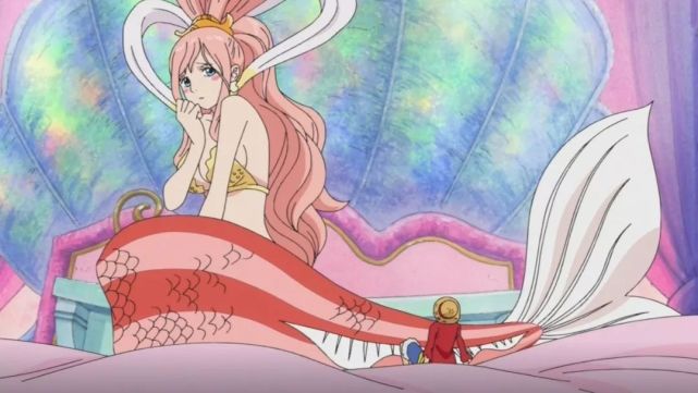 女性人鱼一般来说都是美女,30岁以后下半身的鱼尾可以转变成双腿.