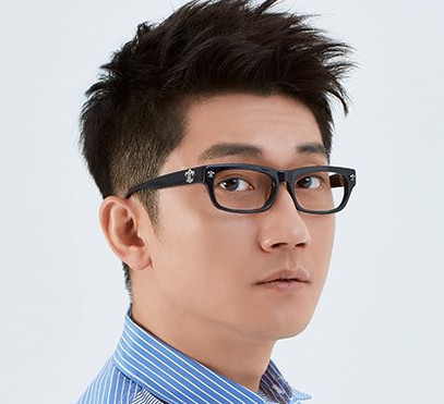 止不住的流,流着泪说分手,我不愿让你走