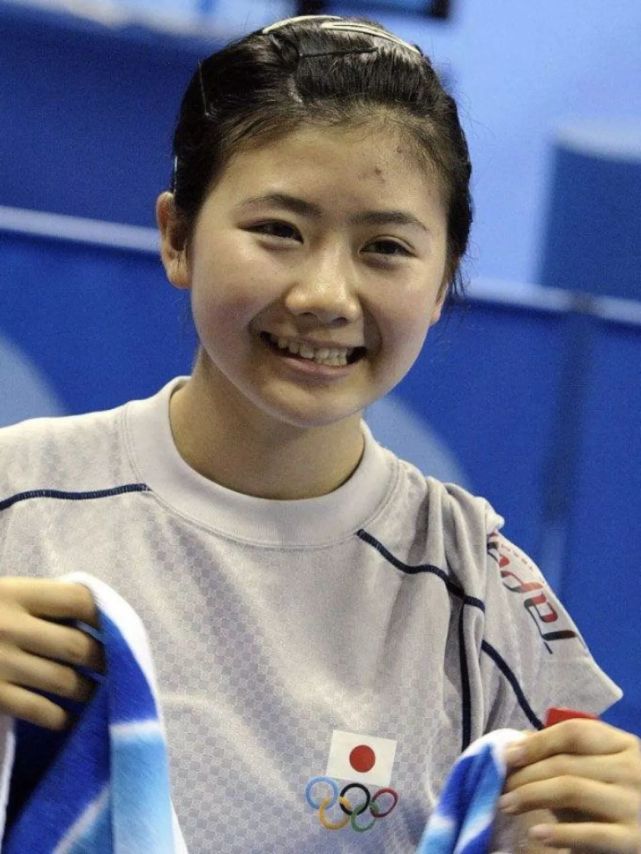 她真的离婚了吗?答案有点乌龙