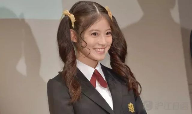 曾与高桥一生 禁断爱 花晴里引人注目的女生是谁 腾讯网