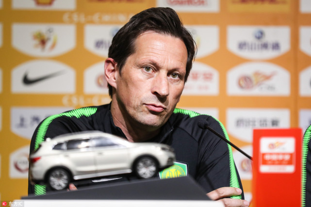 国安主帅:上港近况并不是太好 我们要打得更大