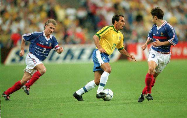 超级企鹅足球名人赛-98世界杯决赛:大罗离奇失