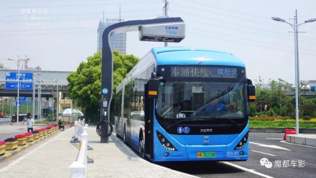 上海第一条BRT线路--奉浦快线初体验