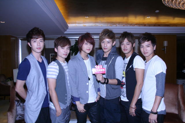 90后,还记得风靡万千少男少女的台湾人气男子组合"棒棒堂"吗